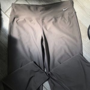 Nike Straight Leg Leggings